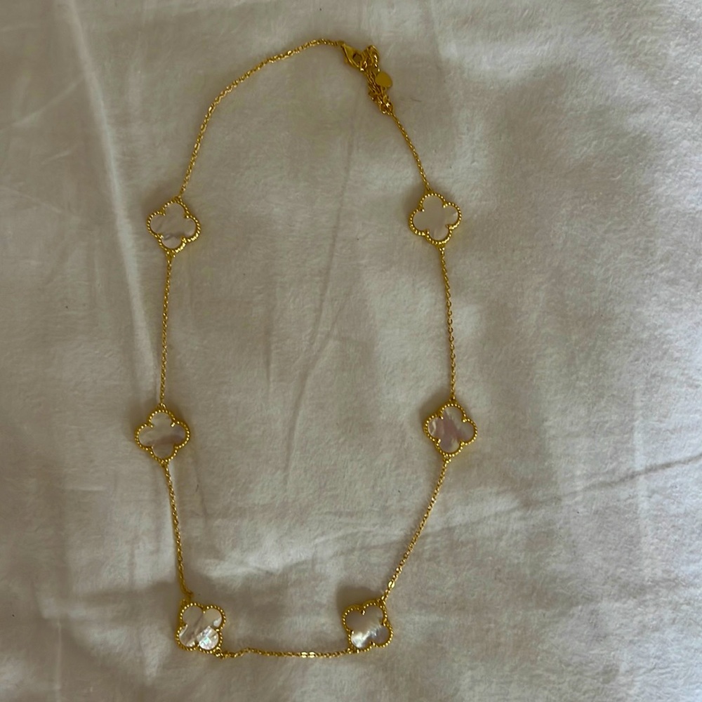 Savvy Cie Jewels Motif necklace